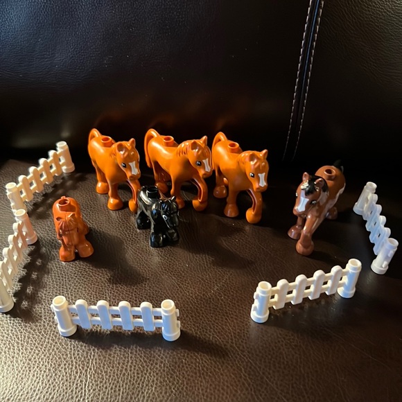 Lego Toys Duplo Lego Horse Bundle 6 Horses And Fencing As Shown